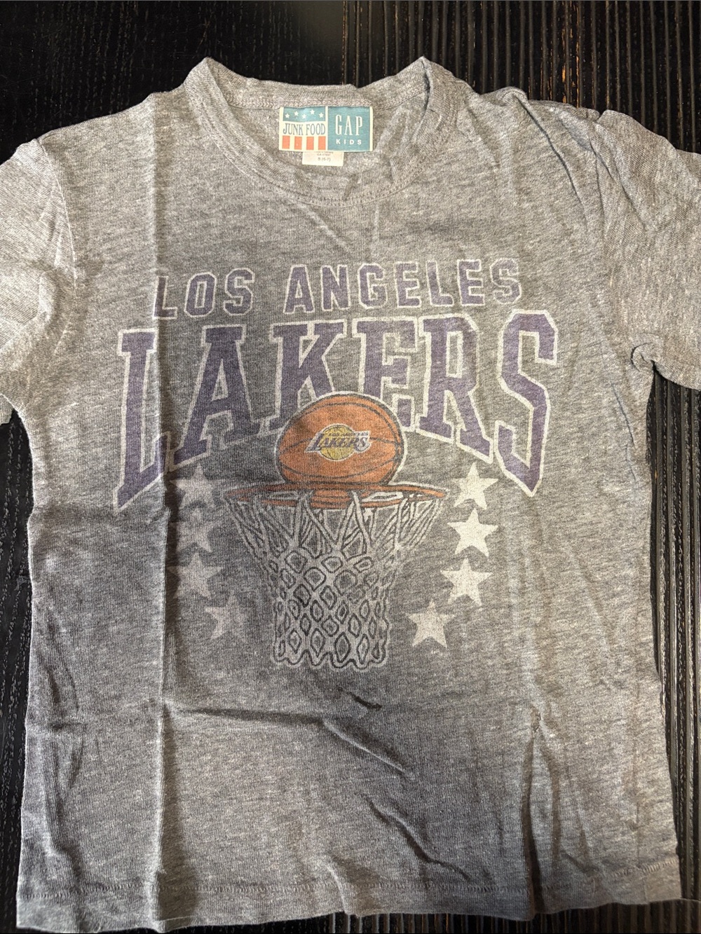 GAP Gray Los Angeles Lakers Graphic Tee
